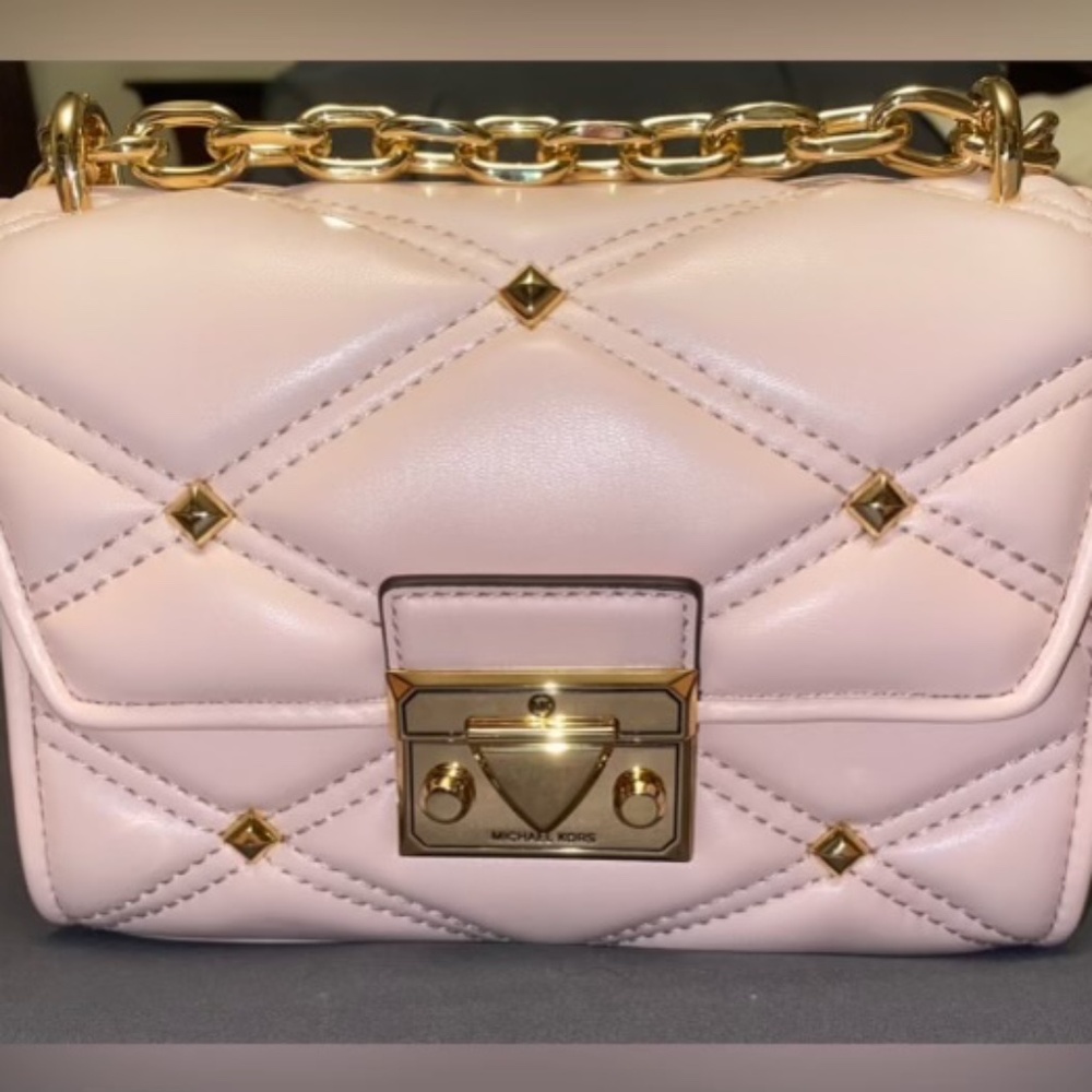 NWT Michael Kors pink Studded Serens